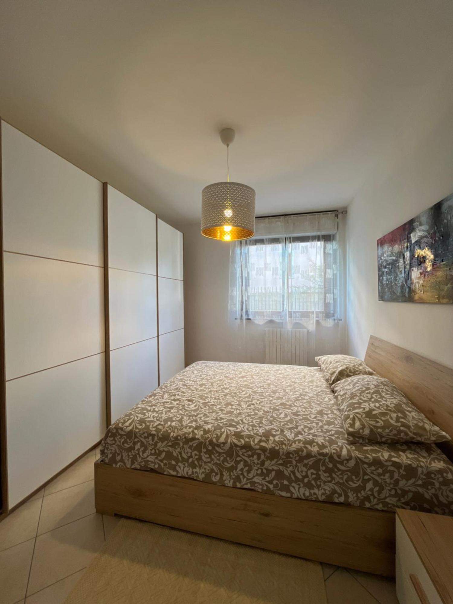 Elegante Casa -Rho Fiera Apartment Vanzago Exterior photo